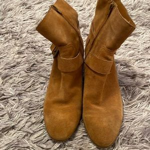 Tan boots